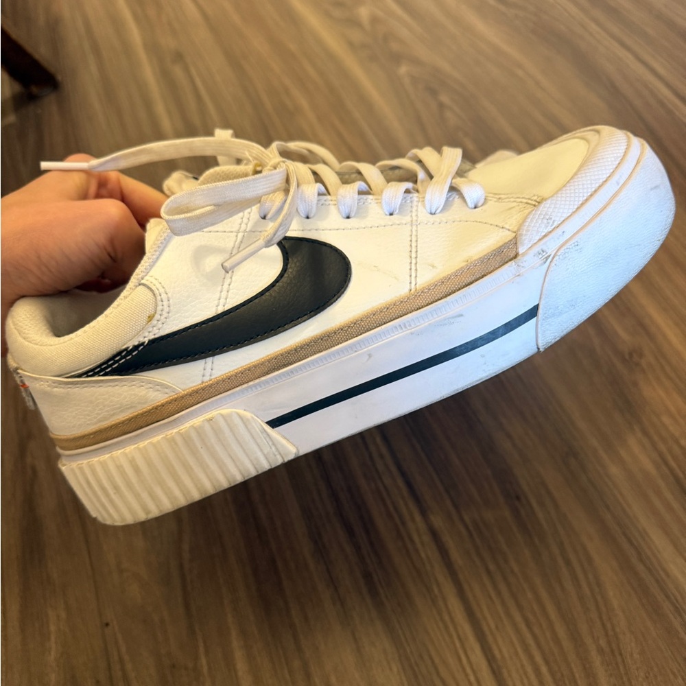 Nike Court Legacy Lift